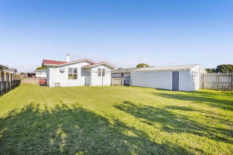 Photo of property in 44 Marama Crescent, Spotswood, New Plymouth, 4310