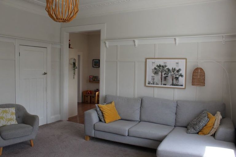 Photo of property in 356 Bay View Road, Saint Clair, Dunedin, 9012