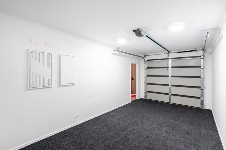 Photo of property in 22 Waka Moana Drive, Hobsonville, 0616