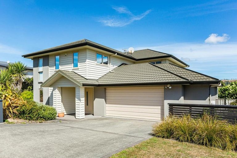 Photo of property in 85 Aotea Drive, Aotea, Porirua, 5024