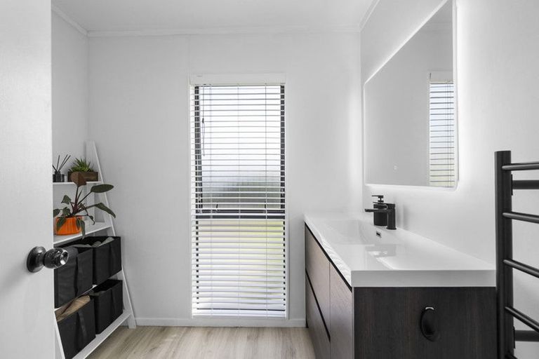 Photo of property in 7 Huia Avenue, Forest Lake, Hamilton, 3200