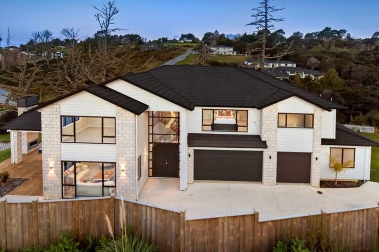 Photo of property in 276c Okura River Road, Long Bay, Albany, 0792