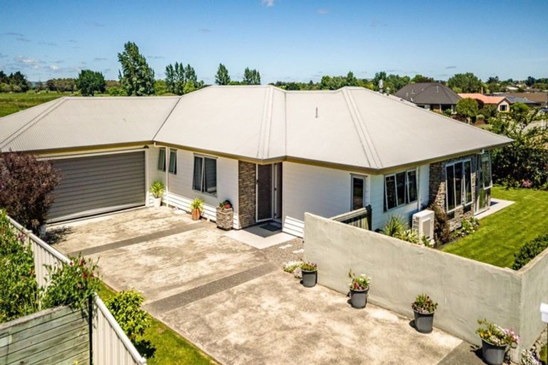 Photo of property in 4 Highgrove Place, Waipukurau, 4200