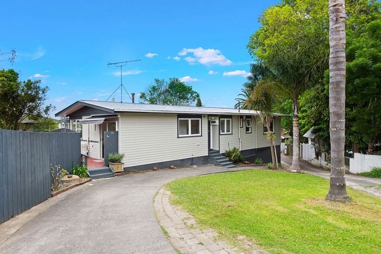 Photo of property in 1/57 Hatherlow Street, Glenfield, Auckland, 0629