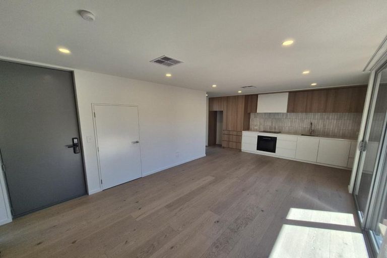 Photo of property in 2/23 Webb Street, Saint Albans, Christchurch, 8014