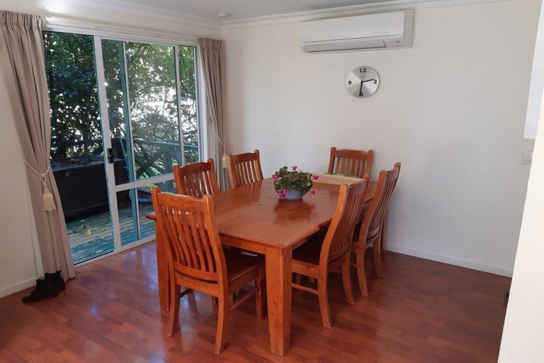 Photo of property in 4 Fernwood Grove, Bayview, Auckland, 0629