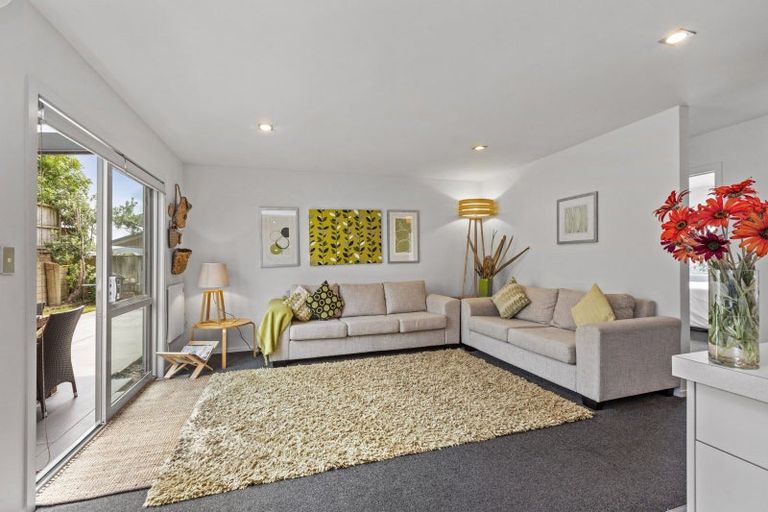 Photo of property in 6 Puka Place, Raglan, 3225