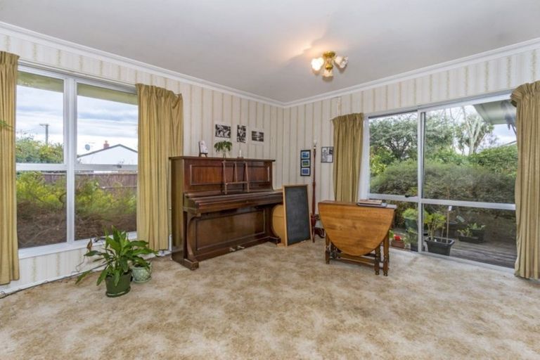 Photo of property in 259a Fifield Terrace, Opawa, Christchurch, 8023