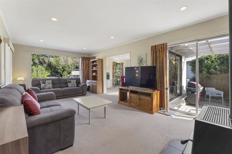 Photo of property in 92 Riwai Street, Paraparaumu, 5032