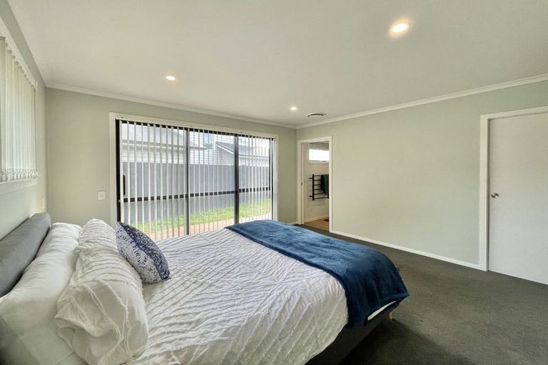 Photo of property in 12 Schooner Drive, Whitby, Porirua, 5024