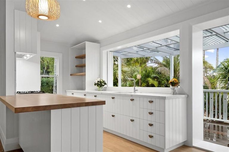 Photo of property in 24 Prime Road, Grey Lynn, Auckland, 1021