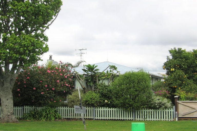 Photo of property in 92 Milton Road, Otumoetai, Tauranga, 3110