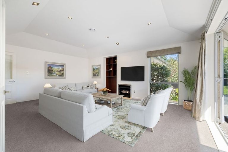 Photo of property in 27 Cridland Place, Halswell, Christchurch, 8025