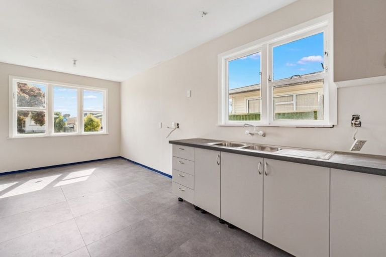 Photo of property in 30 Duff Crescent, Highbury, Palmerston North, 4412