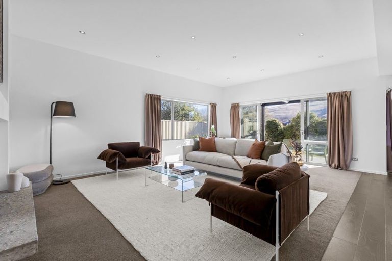 Photo of property in 18 Lochnagar Drive, Lake Hayes, Queenstown, 9304