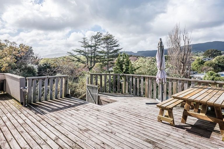 Photo of property in 22a Kiwi Road, Raumati Beach, Paraparaumu, 5032