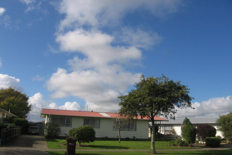 Photo of property in 41 Amberley Avenue, Westbrook, Palmerston North, 4412