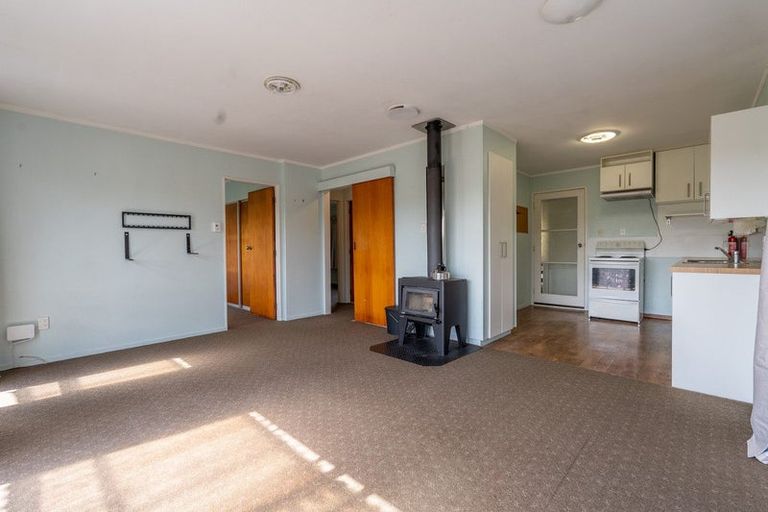 Photo of property in 4 Smeath Road, Kawakawa, 0210