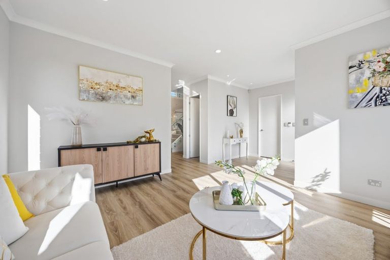 Photo of property in 78 Drumbuoy Drive, Flat Bush, Auckland, 2019