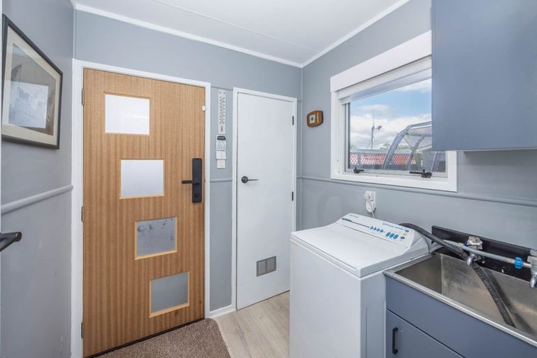 Photo of property in 56 Karen Crescent, Dinsdale, Hamilton, 3204