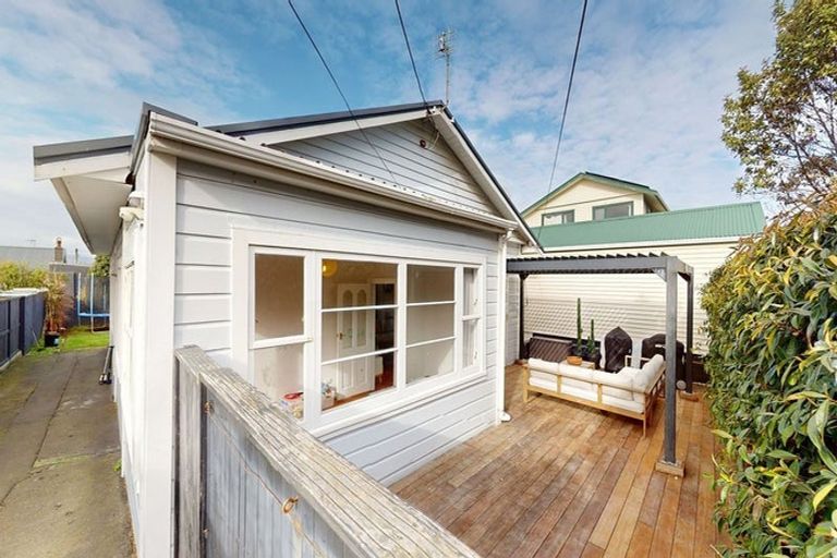 Photo of property in 47 Freyberg Street, Lyall Bay, Wellington, 6022