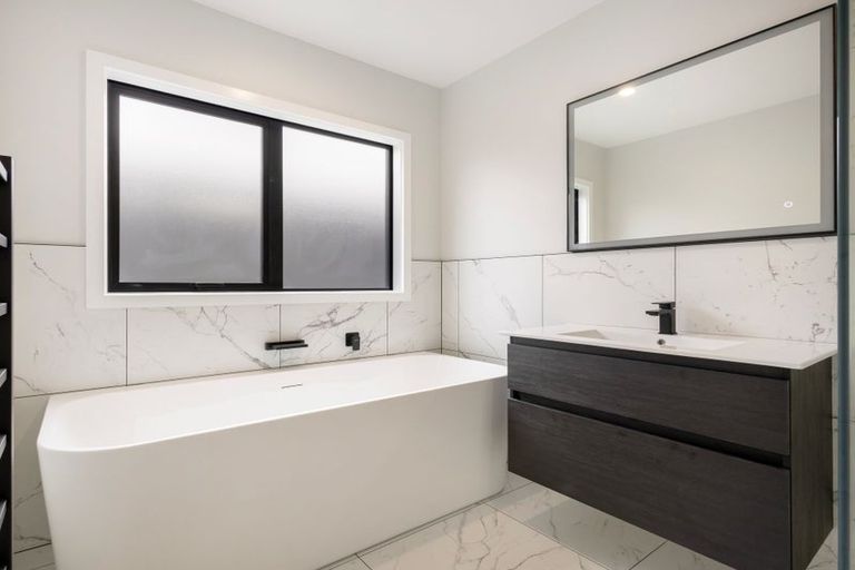 Photo of property in 61 Pelorus Avenue, Poraiti, Napier, 4112