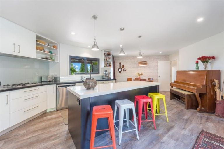 Photo of property in 10 Strata View, Western Heights, Hamilton, 3200