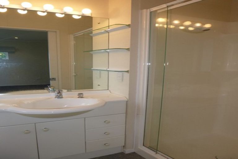 Photo of property in 22a Onepu Lane, Manly, Whangaparaoa, 0930