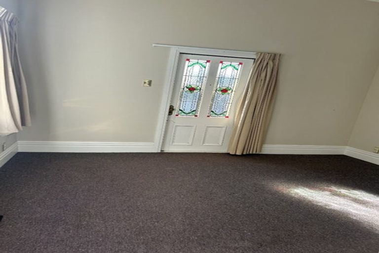 Photo of property in 17 George Street, Thorndon, Wellington, 6011