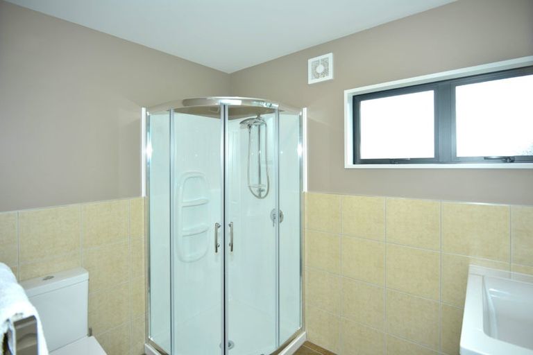 Photo of property in 41c Avonhead Road, Avonhead, Christchurch, 8042