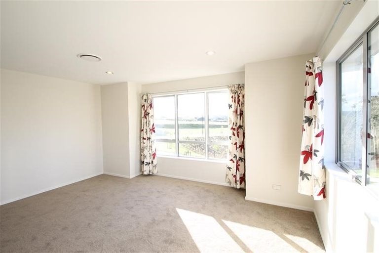 Photo of property in 69 Ridgedale Road, Silverdale, 0932