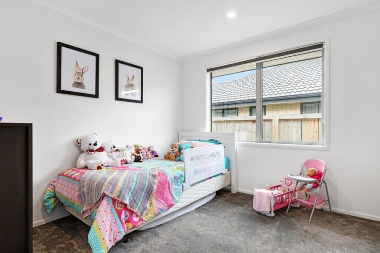 Photo of property in 17 Awanui Avenue, Te Kauwhata, 3710