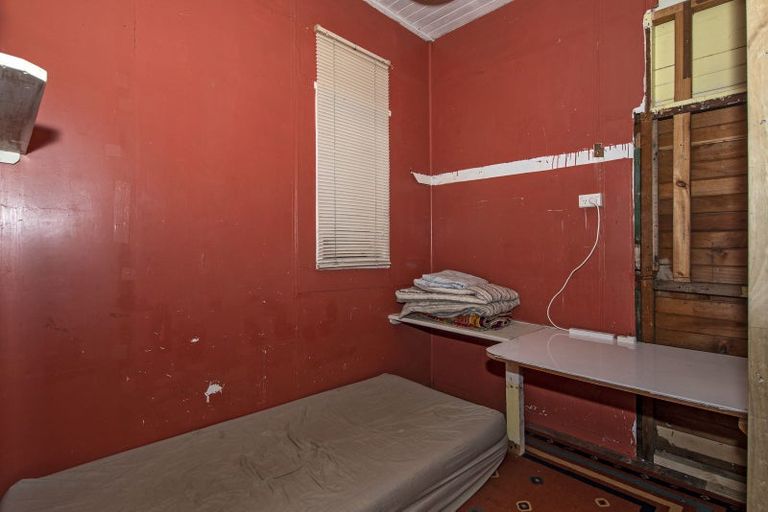 Photo of property in 8 Bernard Street, Avenues, Whangarei, 0110