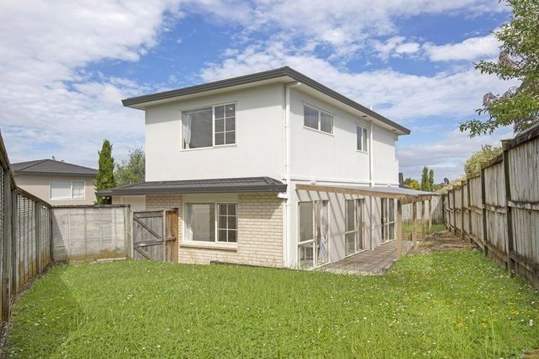 Photo of property in 3 San Luis Place, Golflands, Auckland, 2013