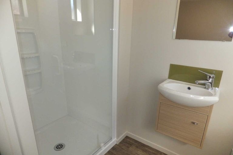 Photo of property in 76a Peer Street, Upper Riccarton, Christchurch, 8041