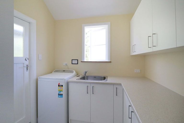 Photo of property in 70 Durham Crescent, Fairfield, Lower Hutt, 5011