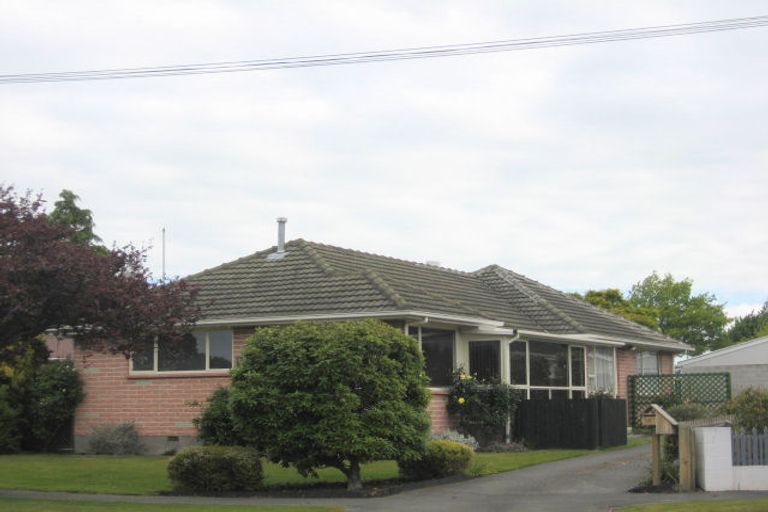 Photo of property in 17 Pimlico Place, Bishopdale, Christchurch, 8053