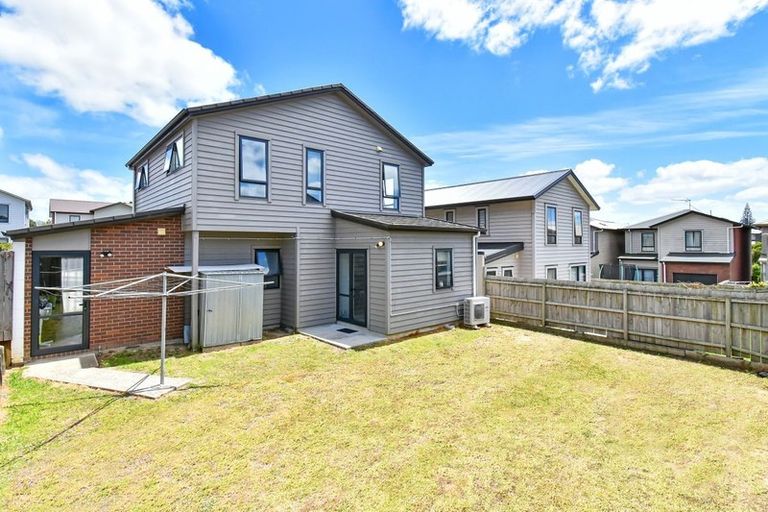 Photo of property in 6 Kohi Kai Place, Weymouth, Auckland, 2103