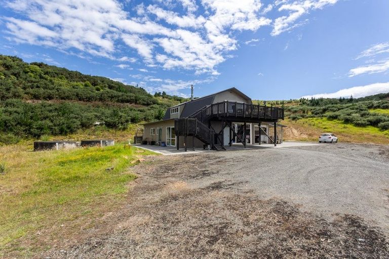 Photo of property in 38b Pipitiwai Drive, Helensville, Kaukapakapa, 0871