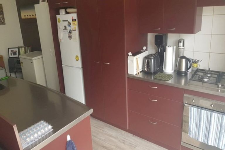 Photo of property in 2/1 Wiggins Street, Sumner, Christchurch, 8081