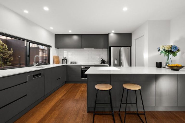 Photo of property in 19 Hospital Terrace, Hospital Hill, Napier, 4110