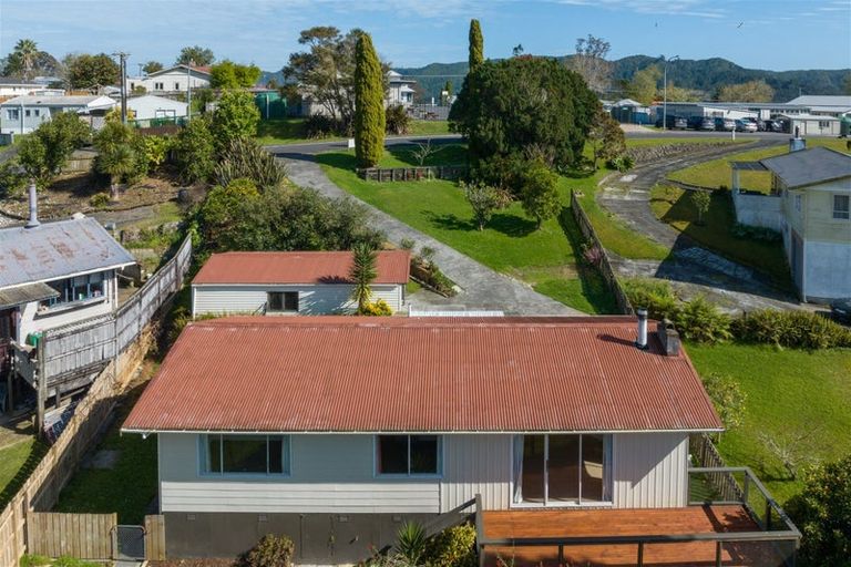 Photo of property in 23 Johnston Road, Kawakawa, 0210