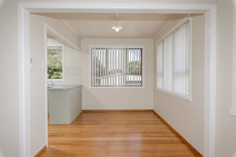 Photo of property in 42 Great South Road, Huntly, 3700