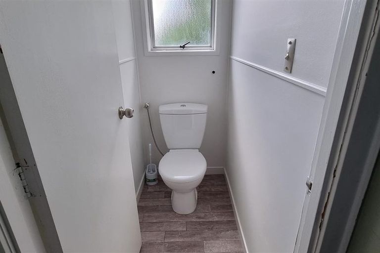 Photo of property in 30 Hyperion Drive, Randwick Park, Auckland, 2105