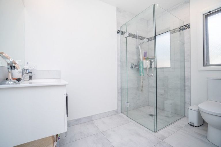 Photo of property in 33b Windsor Street, Terrace End, Palmerston North, 4410