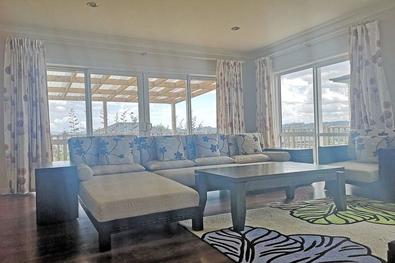 Photo of property in 6 Whaley Greens, Silverdale, 0932