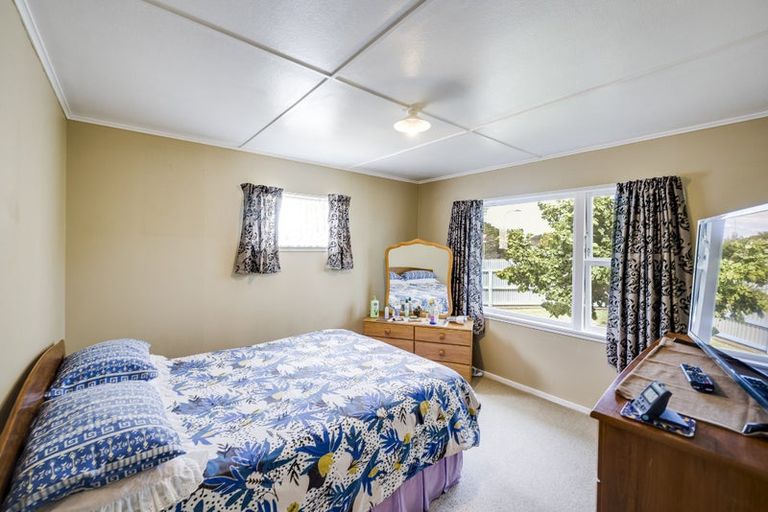 Photo of property in 178 Flaxmere Avenue, Flaxmere, Hastings, 4120