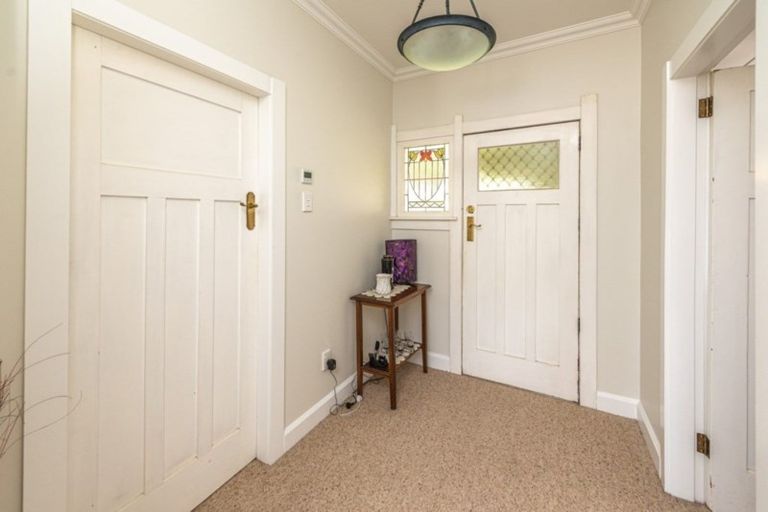 Photo of property in 18 Field Street, Aramoho, Whanganui, 4500