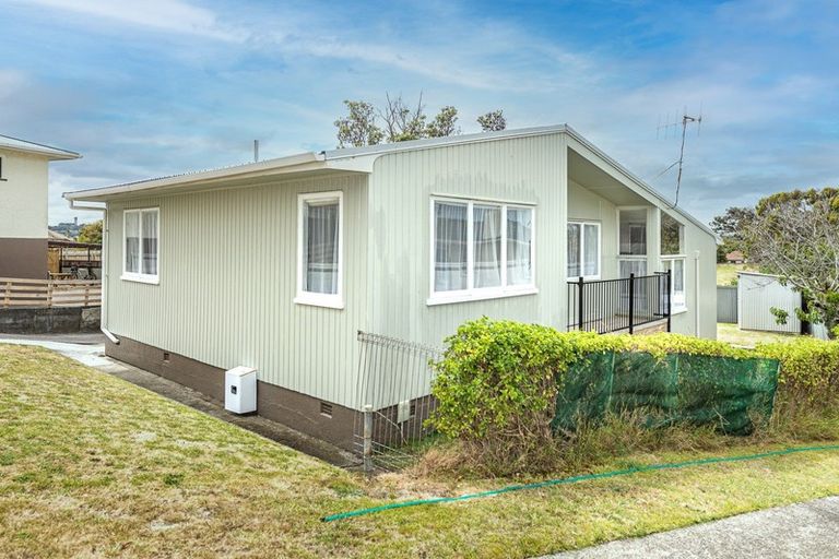 Photo of property in 18 Murch Place, Tawhero, Whanganui, 4500