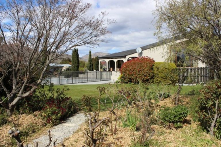 Photo of property in 6 Leitrum Street, Cromwell, 9310